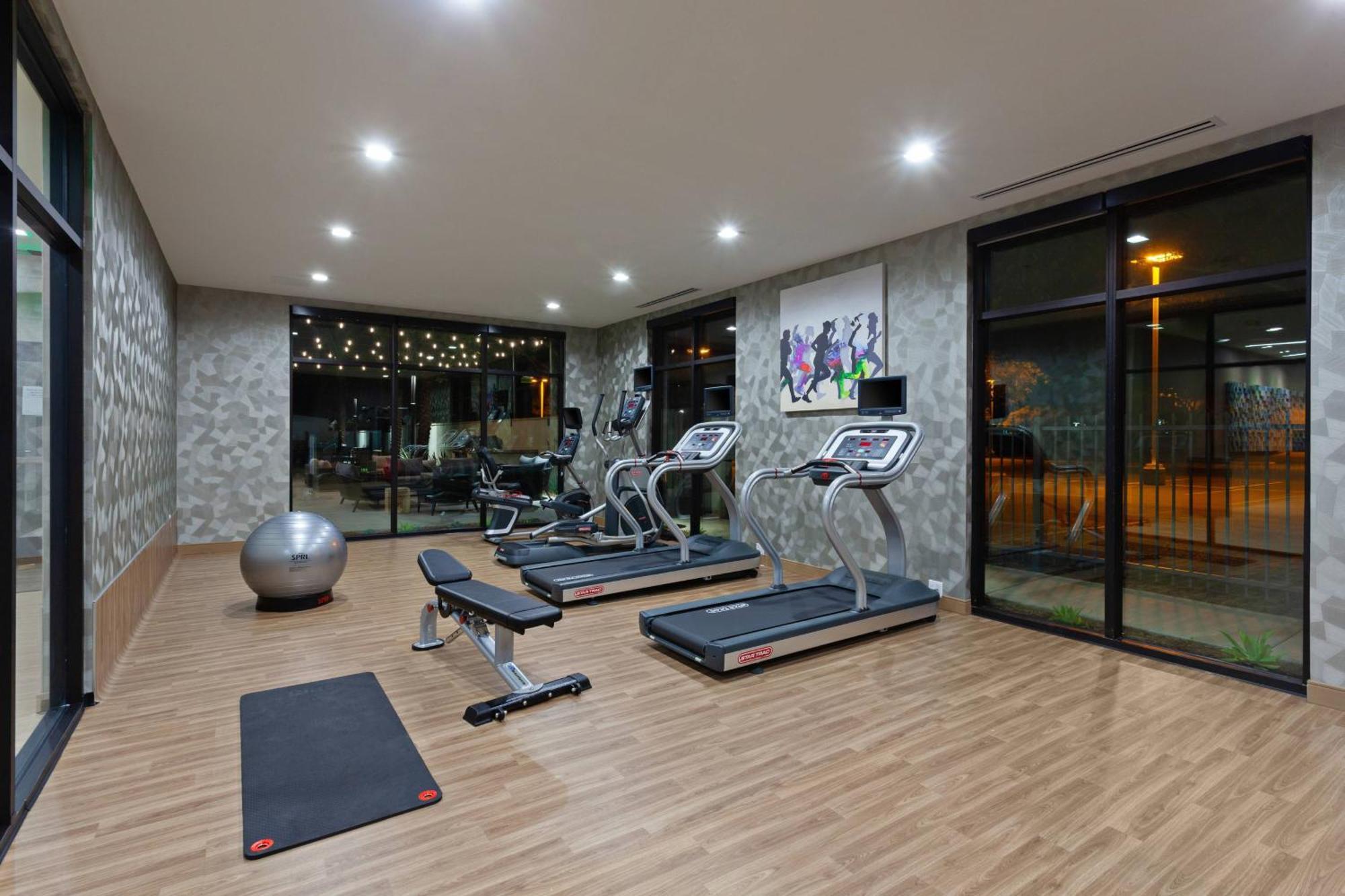 Towneplace Suites By Marriott San Diego Central Esterno foto